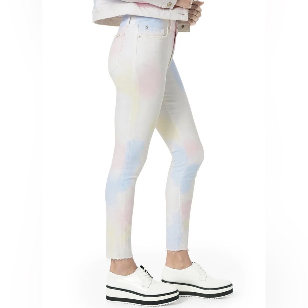 Joe’s Jeans. Charlie skinny jeans. Size 25. NWT. White and pastel. Super cute!